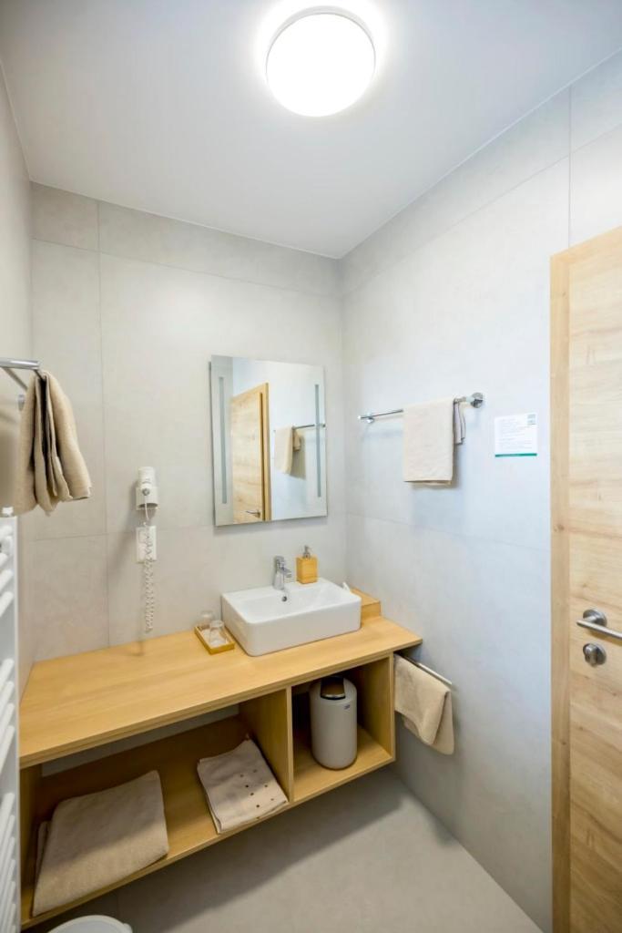 Weingut Gastehaus Palkowitsch Bed & Breakfast อิลมิทซ์ ภายนอก รูปภาพ